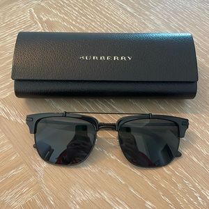 Burberry // Sunglasses